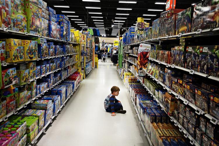 udlejning. Det er ikke alle, der har råd til at købe Lego-byggesæt, og det har to amerikanske kvinder nu gjort noget ved. 