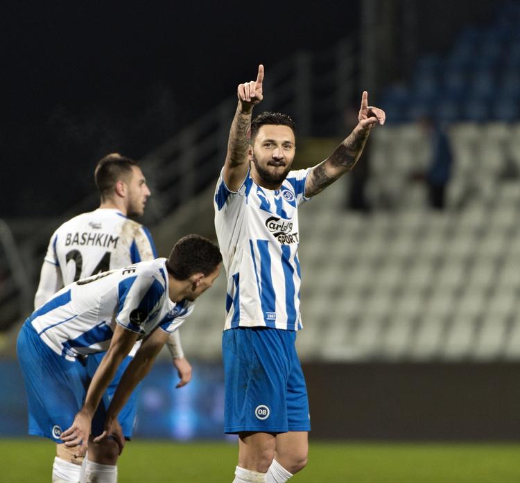 2-2. På banen går det heller ikke for godt for OB. Udbyttet i weekendens runde i Superligaen var et enkelt point – på hjemmebane mod bundholdet fra Sønderjyske. 