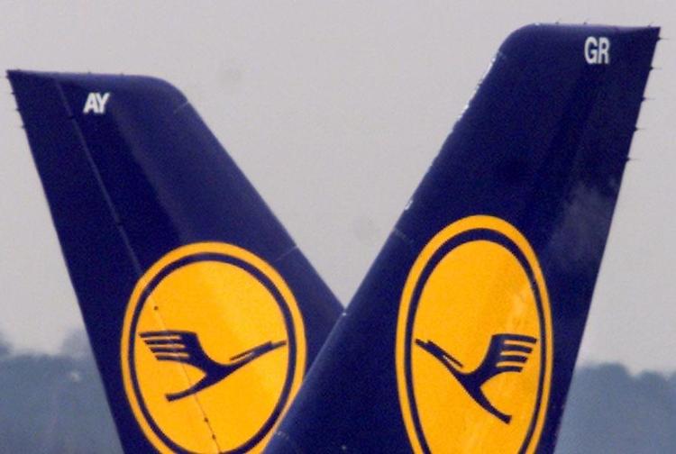 Flytrafik. Samlet aflyser Lufthansa 1685 flyafgange. 