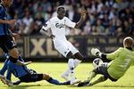 Flop. FCK købte Pape Pate Diouf fra norske Molde for et tocifret millionbeløb, men resultaterne var ikke derefter. 