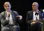 ACCEPT. En officiel melding fra Tinkoff-Saxo afviser ikke, at Oleg Tinkov (tv.) og Bjarne Riis (th.) flirter med Cannondale-mandskabets topnavne. 