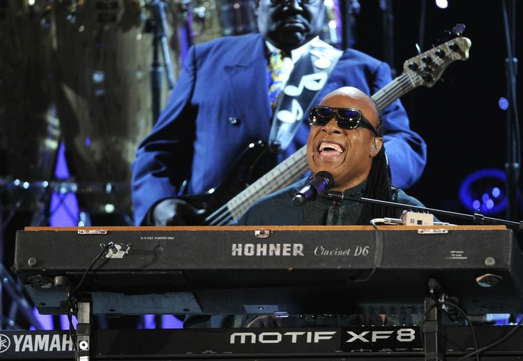 Veteraner. Med offentliggørelsen af Stevie Wonder får The Rolling Stones kamp til stregen om titlen som årets hovednavn på Roskilde Festival. 