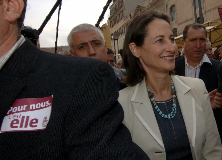 Comeback. Den franske præsident Hollandes tidligere samlever, Segolene Royal, bliver ny miljøminister i den franske regering. 