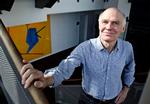 Morfar. Robert Wade, der er født i Australien af newzealandske forældre, nøjes ikke med at tale i København, men tager også en tur til landsbyen Andkær ved Vejle, hvor hans morfar er fra. 
