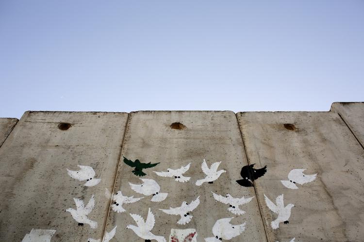 Konflikt. Som en støtte af landet, skal vi råbe vagt i gevær og kræve, at Israel opfører sig bedre, skriver Jakob Engel-Schmidt. 