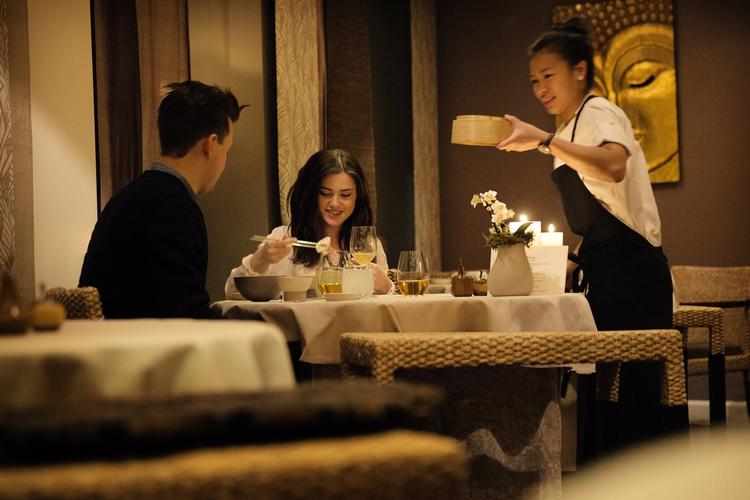 Mad. Rigtig mange oplevelsesgavekort kan bruges på middage. Her fra den thailandske restaurant Kiin Kiin på Nørrebro. 