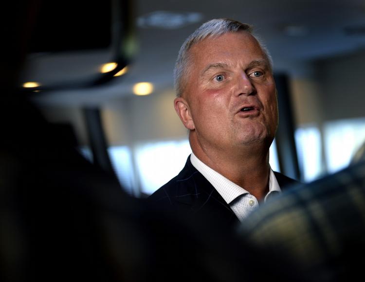 udskiftet? Brøndby IF's formand, Aldo Petersen, slog til lyd for, at Brøndby meldte sig ud af samarbejdet om tv-pengene. 