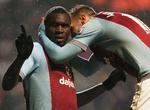målfarlig. Christian Benteke har scoret 10 mål for Aston Villa, og dermed er belgieren Premier League-klubbens topscorer. 