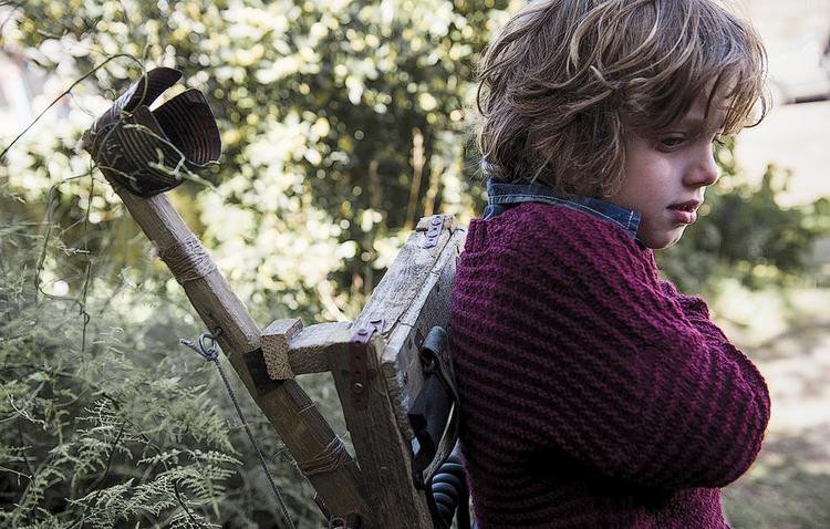 mørke. Australske Jennifer Kents bidrag til konkurrencen New Talent Grand Prix er gyseren 'The Babadook' om den enlige mor Amelia og hendes syvårige søn Samuel, som insisterer på at monstret fra en børnebog faktisk eksisterer. 