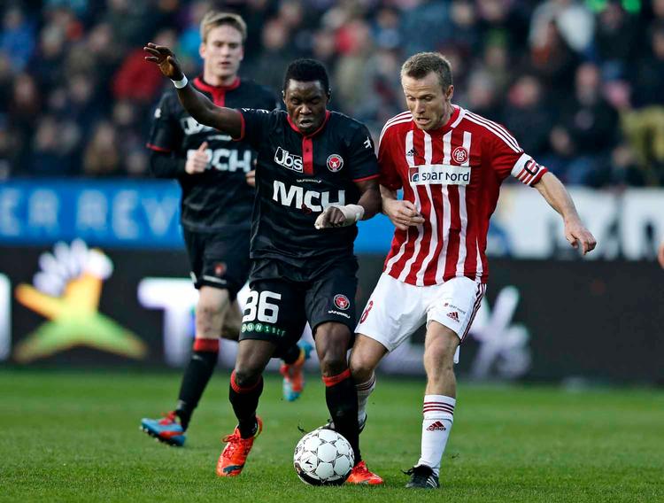 2-3. AaB og FC Midtjylland leverede en ægte topkamp med mål, fight og godt spil. 