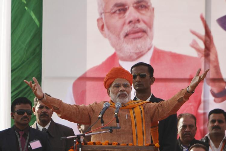 Fighter. Med flid og dygtighed har den tidligere tesælger, Narendra Modi, arbejdet sig op til toppen af sit parti 