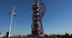 Alternativt. Londons nyeste udkigstårn hedder ArcelorMittal Orbit og ligger i Ol-området. 
