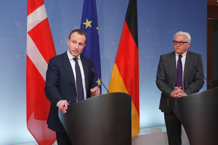 Sanktioner. Den danske udenrigsminister, Martin Lidegaard, mødtes i dag med sin tyske kollega, Frank Walter Steinmeier, i Berlin for blandt andet at diskutere situationen i Østukraine. 