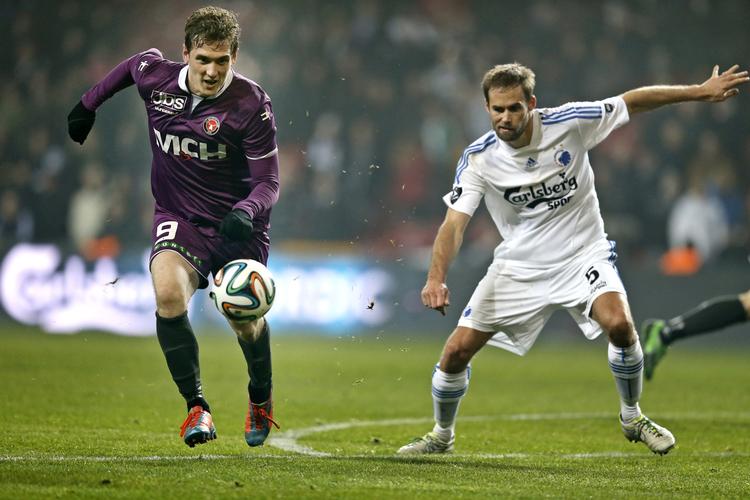 kapaitaltilførsel. FC Midtjylland var sidste sæson med i kampen om mesterskabet lige til de afsluttende runder. I denne sæson opruster midtjyderne. 