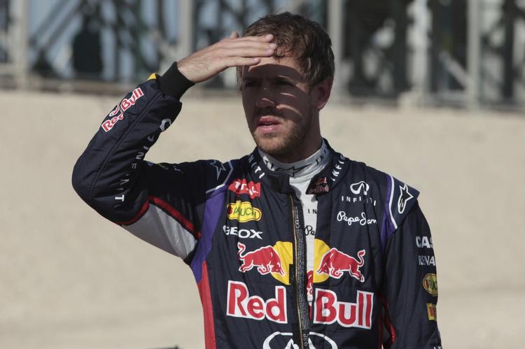 Nedtur. Den tredobbelt tyske verdensmester Vettel udgik af årets første løb og er siden blevet nummer 3 og 6. 