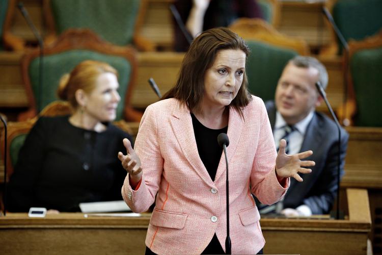 KRITIK. SF's formand Pia Olsen Dyhr langede hårdt ud efter regeringen under dagens spørgetime i Folketinget. 