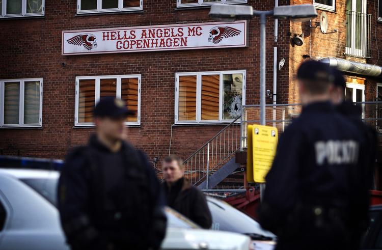 naboer. Minister vil nu nedsætte udvalg, der skal se på lovgningen omkring rockerborge. 