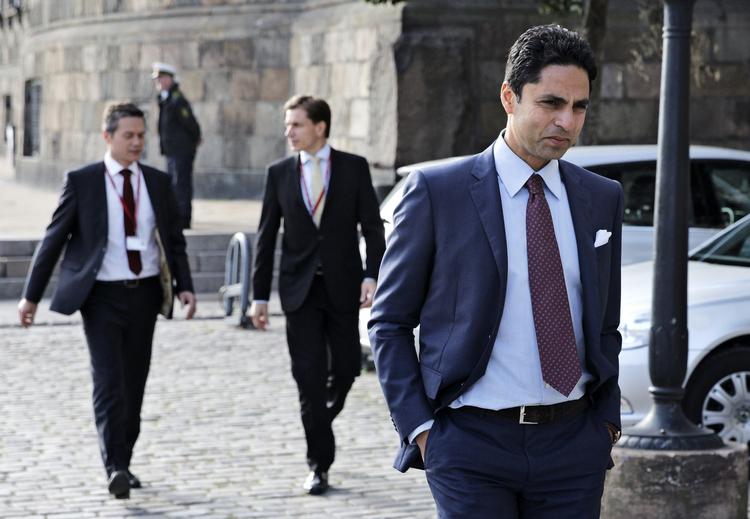 HELHED. Socialminister Manu Sareen afviser kritik fra de borgerlige partier. 