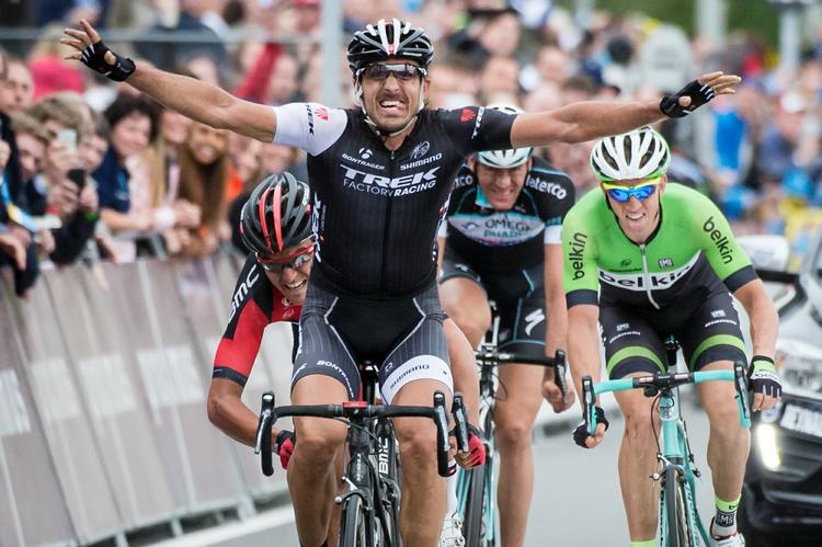 Favorit. Fabian Cancellara vandt i Flandern i søndags, men har kun fem hjælpere ved sin side i dagens udfordring, der finder sted fire dage før Paris-Roubaix. 