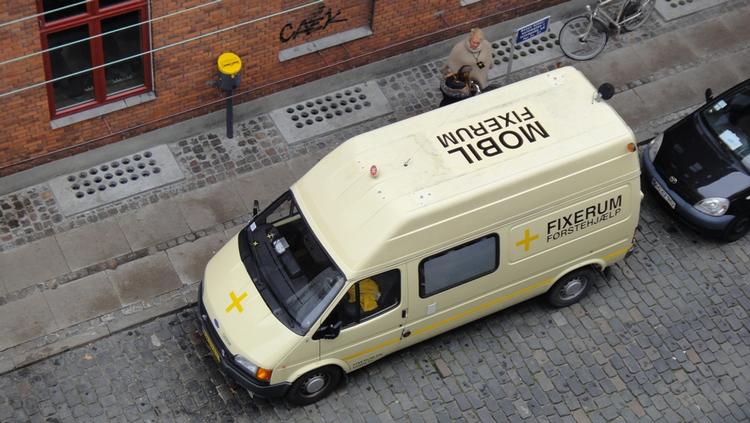 Udstilling. Danmarks første Fixerum har fået ny fornem adresse på Nationalmuseet. 