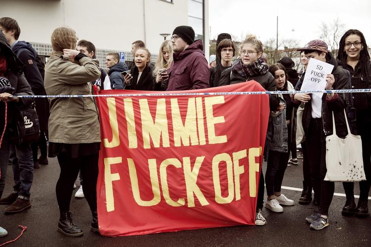 Protest. Demonstration udenfor brandstationen i Malmø. 