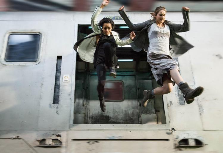 Sci-fi. Action er ikke kun for drenge. 