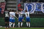 Scoring. Det var ikke helt fortjent, at OB kom foran, men det var målscorer Martin Spelmann og holdkammeraterne bedøvende ligeglade med. 