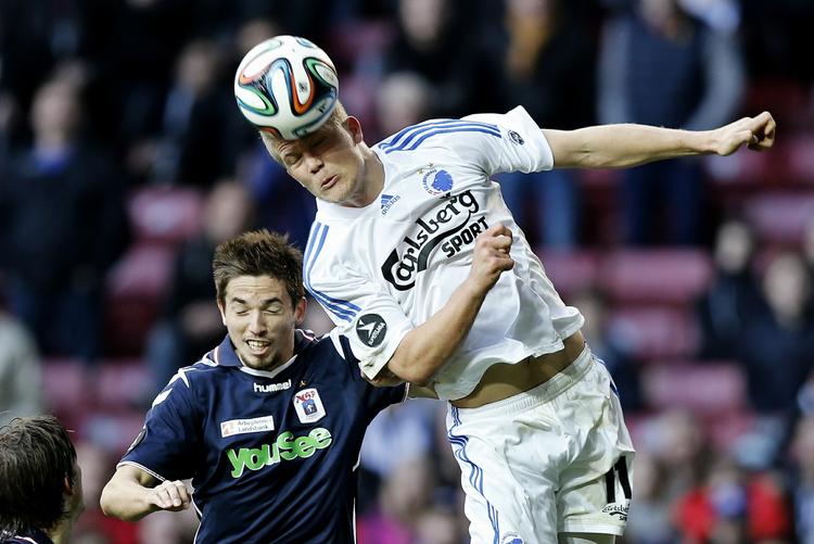 AFBRÆNDERE. Tre store chancer misbrugte Andreas Cornelius mod AGF. 