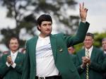 Jakken. Mastersvinderen Bubba Watson i den berømte grønne vinderjakke som symbol på at han er årets vinder af årets første Masters. 