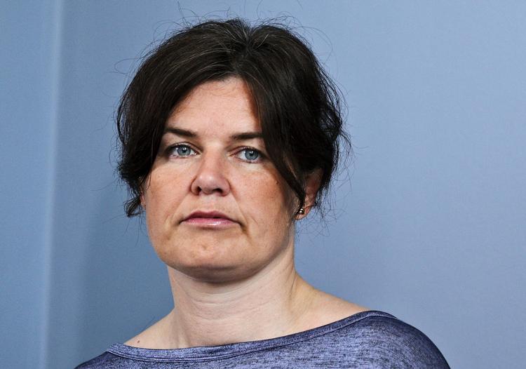 Politik. SF'eren Karina Lorentzen Dehnhardt er formand for Folketingets Retudvalg. Hun ønsker en uafhængig undersøgelse af episoden på Blågårds Plads. (arkivfoto) 
