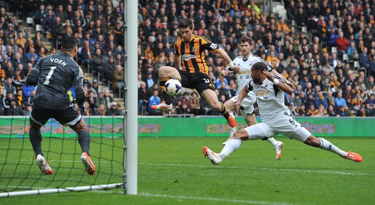 Uro. Efter to 1-0-nederlag i træk til Hull og Chelsea er Swansea tilbage i kampen om at undgå nedrykning. 