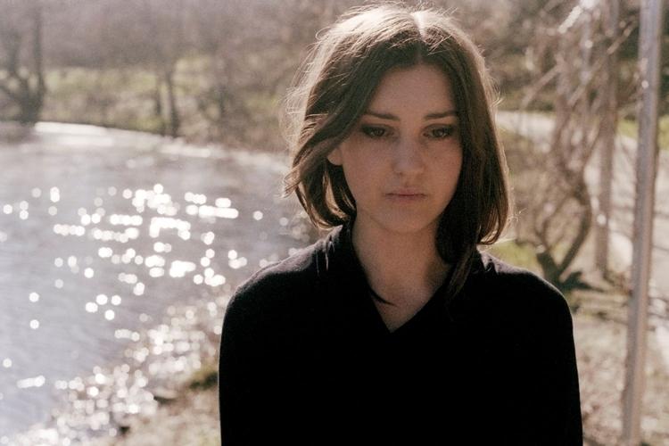 Albumudgivelse. Broken Twin spiller hele sin kommende plade 'May' igennem på Husets Teater, onsdag d. 16. april. 