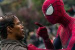Den upåfaldende elektroingeniør Max (Jamie Foxx), hvis liv Spider-Man engang reddede, bliver en elektrisk ladet superskurk i filmen. 