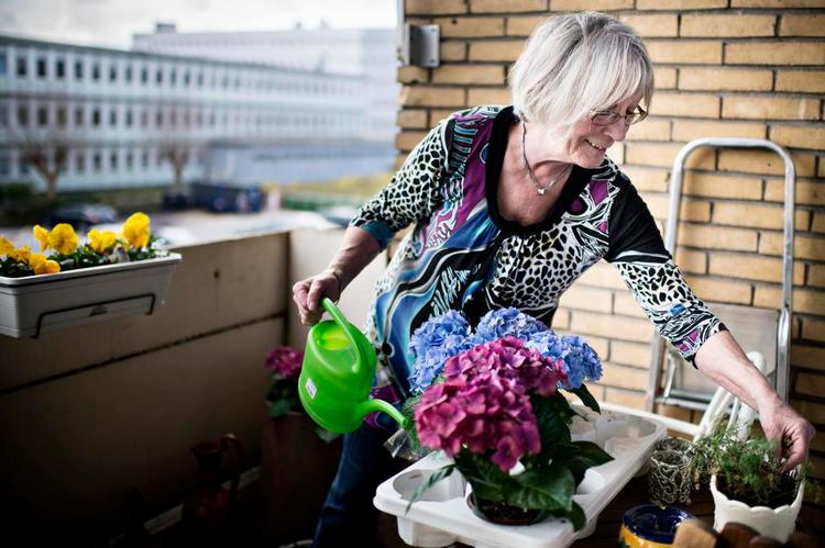 Forår. Vibeke Larsens rådighedsbeløb er blevet bliver nu større, efter at en gældsrådgiver har opdaget, at hun er berettiget til 3000 kroner i boligstøtte hver måned. 
