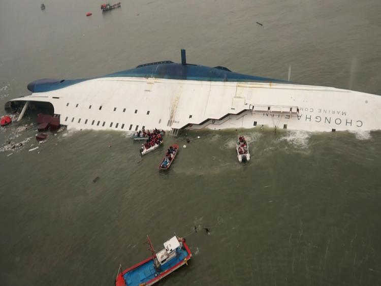 Internationalt. Færgen 'Sewol var på vej fra havnen i byen Incheon til ferieøen Jeju, da den kom i problemer cirka 20 kilometer fra kysten. 