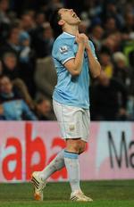 Afbrænder. Samir Nasri ærgrer sig over en stor misbrugt chance mod Sunderland i aftes. Det var der god grund til. City fik nemlig kun 2-2 mod bundholdet. 
