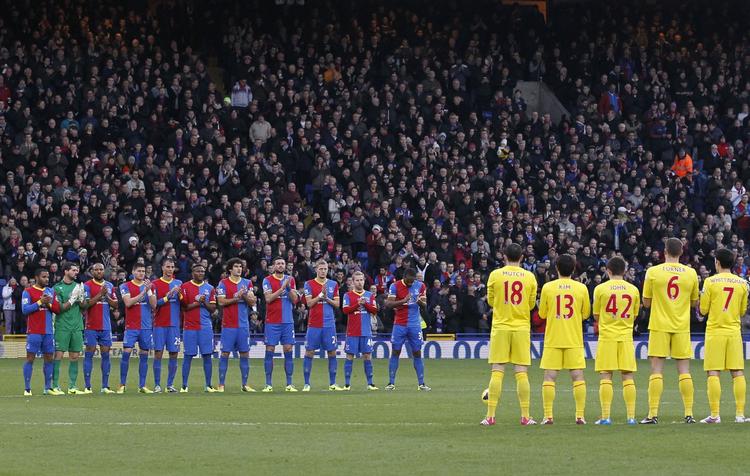 Kampdag. Normalt offentliggøres startopstillinger en time før kickoff. Crystal Palace havde tilsyneladende Cardiffs start-11’er et døgn før matchen blev sat i gang. 