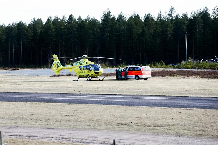 FLYSTYRT Otte faldskærmsudspringere meldes dræbt efter flystyrt i en skov i Finland. 