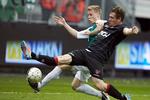 hæsblæsende. Syv mål og masser af underholdning og fight var ingredienser i lokalopgøret mellem Viborg og FC Midtjylland. 