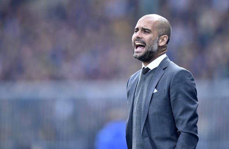 FORUDSIGELIGT. Med Bayern Münchens samlede kvartfinalesejr over Manchester United var Josep Guardiola en medvirkende årsag til fyringen af David Moyes. 