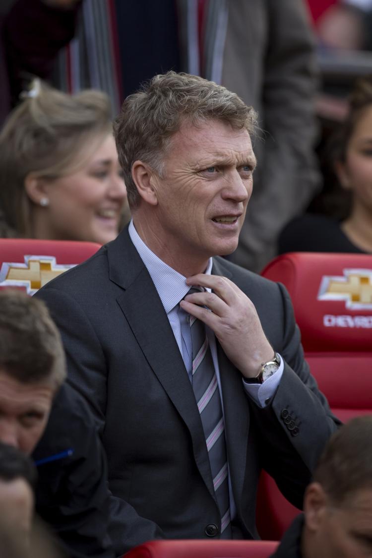 opbakning? David Moyes var for benovet over at være ansat som træner i Manchester United, mener engelske kommentatorer. Skotten fik ikke sat sig i respekt hos Uniteds stjernebesatte trup. 