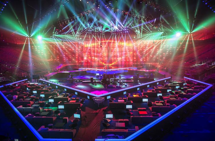 Farveeksplosion. Det er tredje gang Danmark er vært for Eurovision Song Contest. 