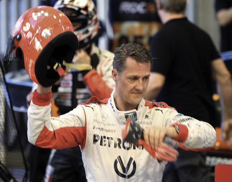Tragedie. Den berømte racerkører Michael Schumacher har i månedsvis ligget i koma efter en skiulykke. 
