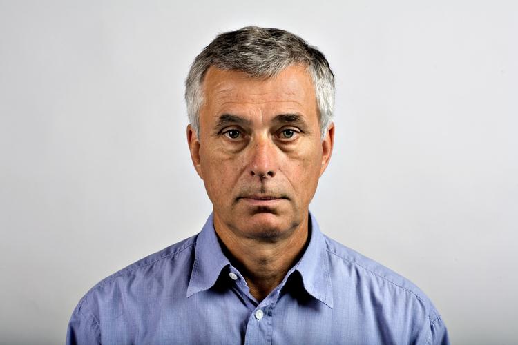 Pressefrihed. Politikens Henrik Kaufholz får journalistpris for at støtte den uafhængige presse i Østeuropa. 