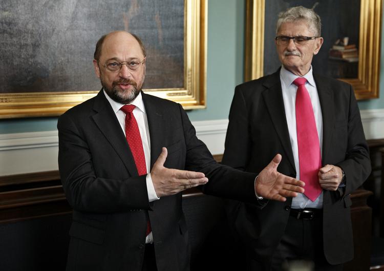 Europæer. Formand for Europaparlamentet Martin Schulz har ofte besøgt Danmark. Senest 25. marts, hvor han i officielt øjemed talte med blandt andet Folketingets Præsidium, hvor partifællen Mogens Lykketoft er formand. 