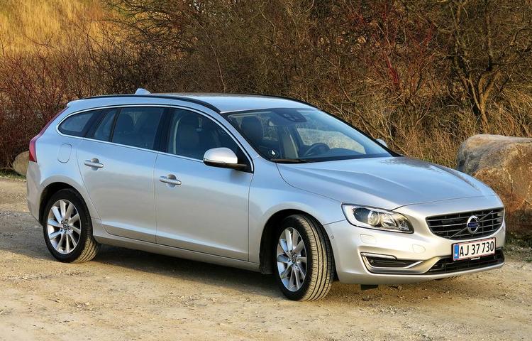 opdateret. I det ydre er der intet nyt på Volvo V60, men den har fået en spritny dieselmotor. 