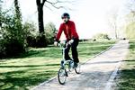 Vandtæt. Antallet af regnvejrsdage er steget konkluderer DMI. Det er selvfølgelig dårlige nyheder for cyklisterne. Dog kan et ordentligt cykelregnsæt gøre regnvejrsdagene lysere. 