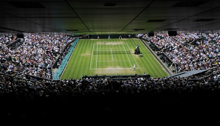 WIMBLEDON. Der er voldsom forskel på priserne på de forreste og bageste rækker på centre court. 
