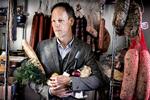 Dagligdagsluksus. Løgismoses forretning ved Langelinje er et af de steder, Dennis Ritter besøger, når han skal forkæle sig selv i hverdagen. 
