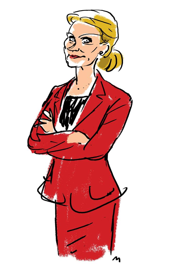 dolket. Helle Thorning-Schmidt er i den seneste tid blevet dolket i ryggen med subtile kommentarer af Mette Frederiksen. 